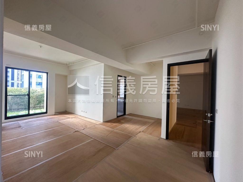 登陽柏悅全新露臺戶附平車房屋室內格局與周邊環境