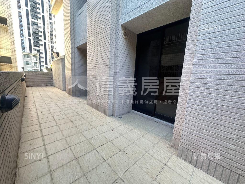 登陽柏悅全新露臺戶附平車房屋室內格局與周邊環境