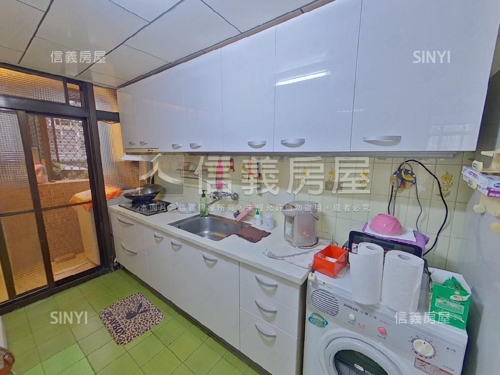 科技大樓捷運旁四房美廈房屋室內格局與周邊環境