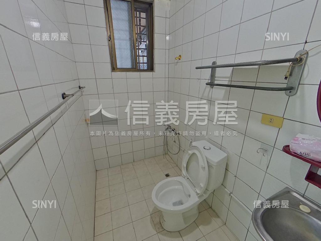 新埔－板新捷運公寓２Ｆ房屋室內格局與周邊環境