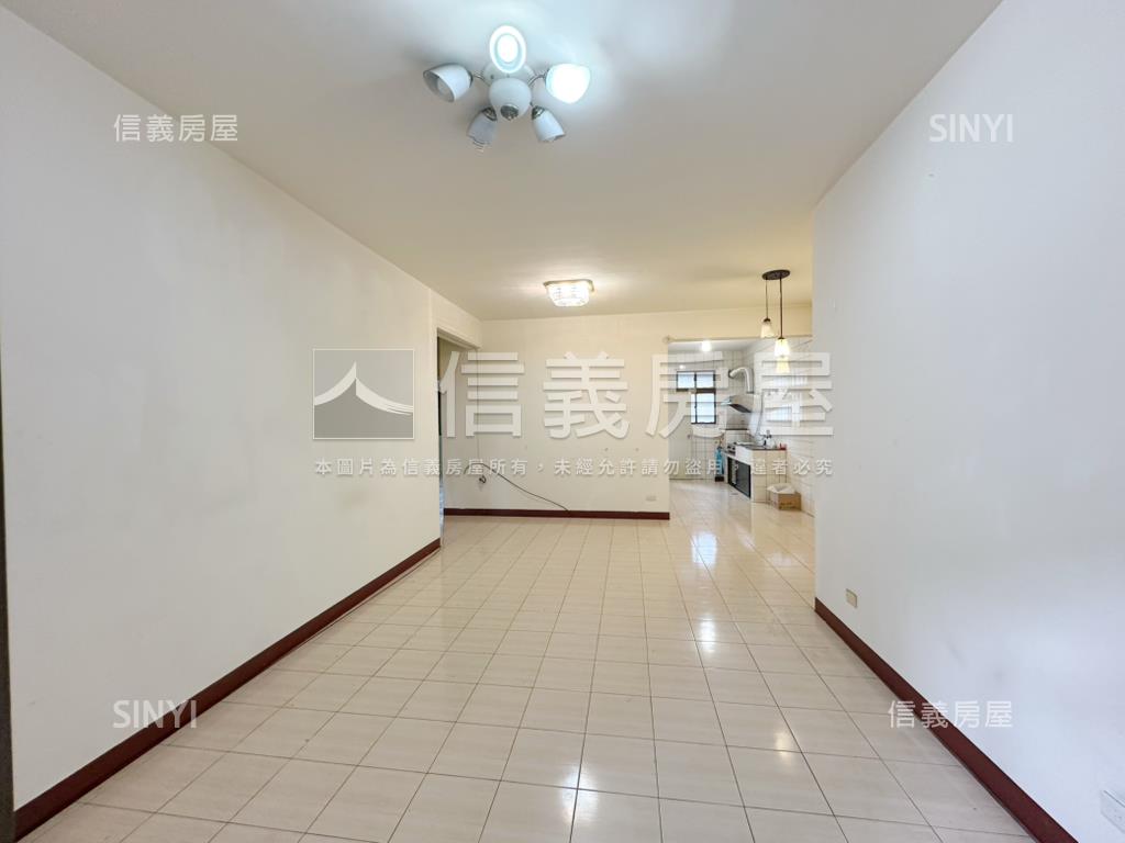 新埔－板新捷運公寓２Ｆ房屋室內格局與周邊環境