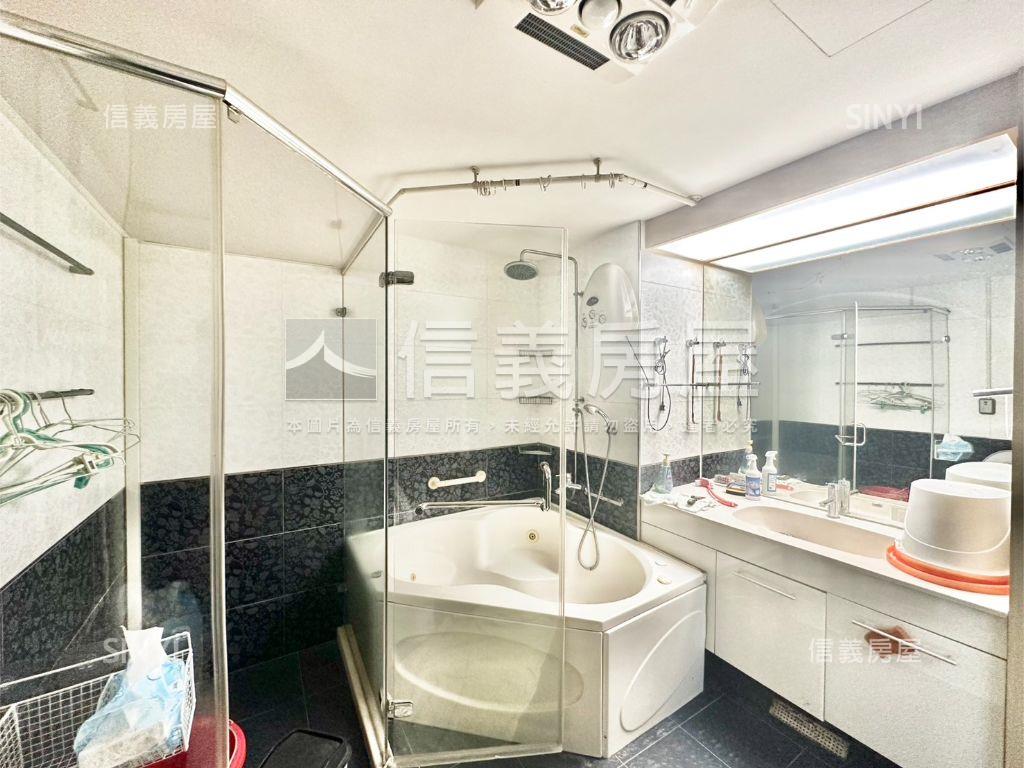 三面採光校園景觀美屋房屋室內格局與周邊環境