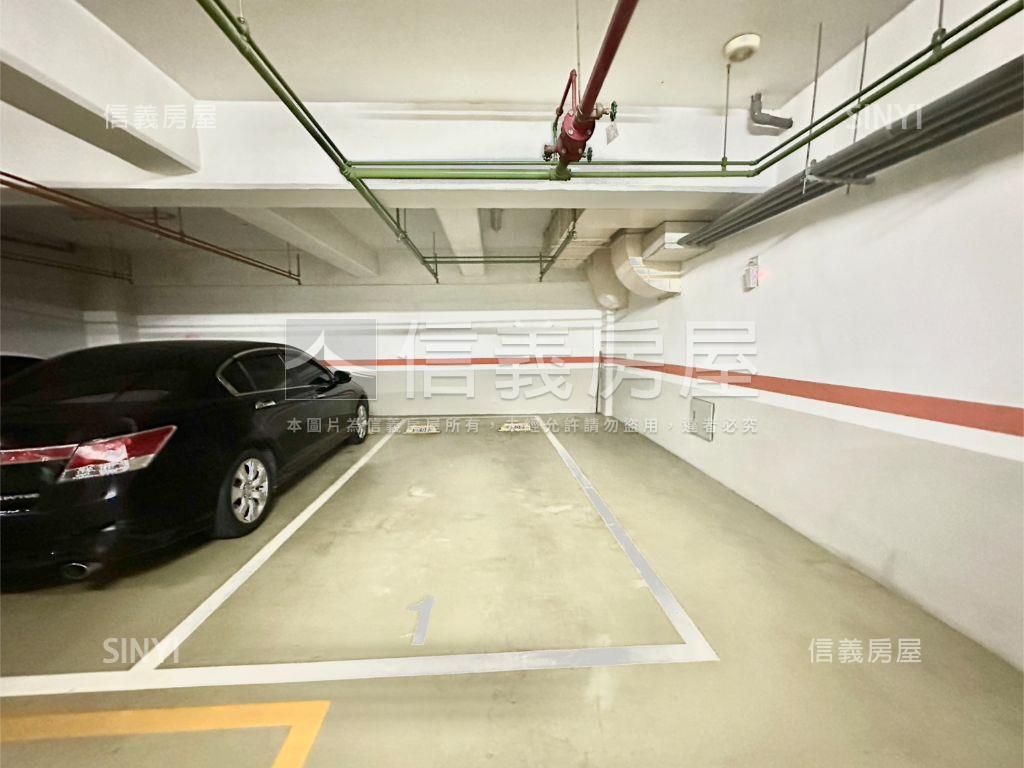 三面採光校園景觀美屋房屋室內格局與周邊環境