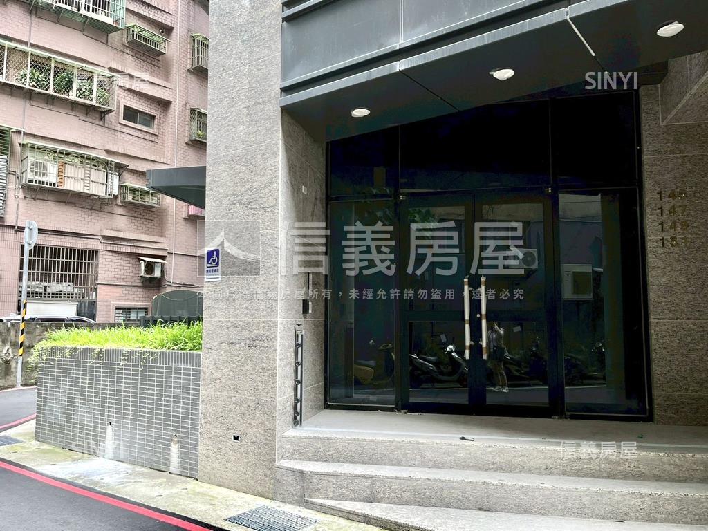 【新接】永和新兩房＋車位房屋室內格局與周邊環境