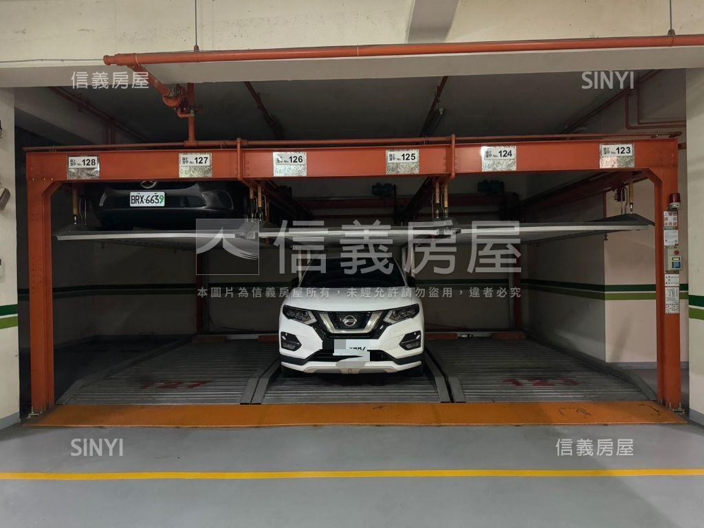 寓上逢甲☀️２房車位房屋室內格局與周邊環境