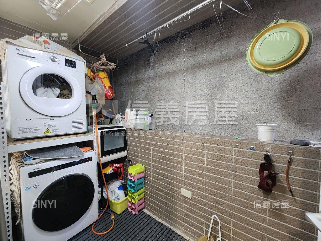 風格精美翡翠三房車位房屋室內格局與周邊環境