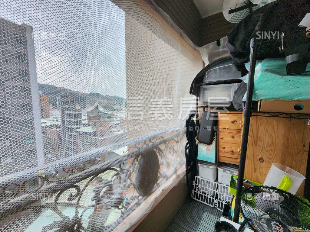 風格精美翡翠三房車位房屋室內格局與周邊環境