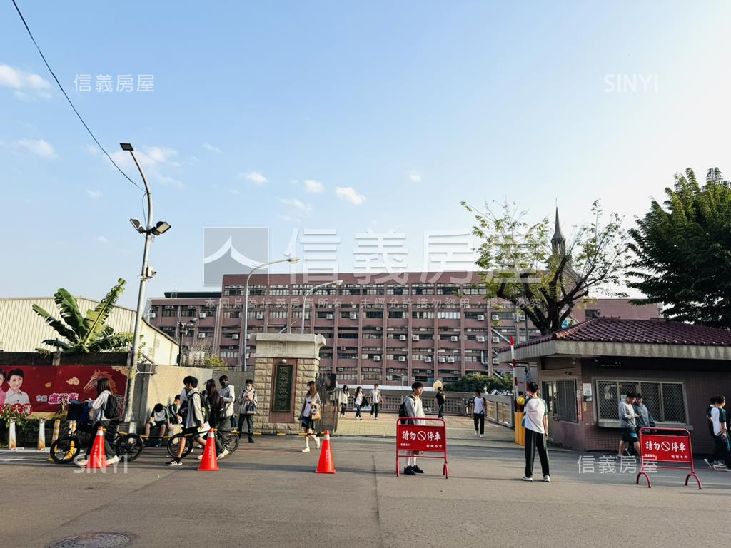 德昌中華１－３樓店住商用房屋室內格局與周邊環境