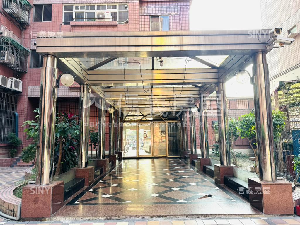 德昌中華１－３樓店住商用房屋室內格局與周邊環境