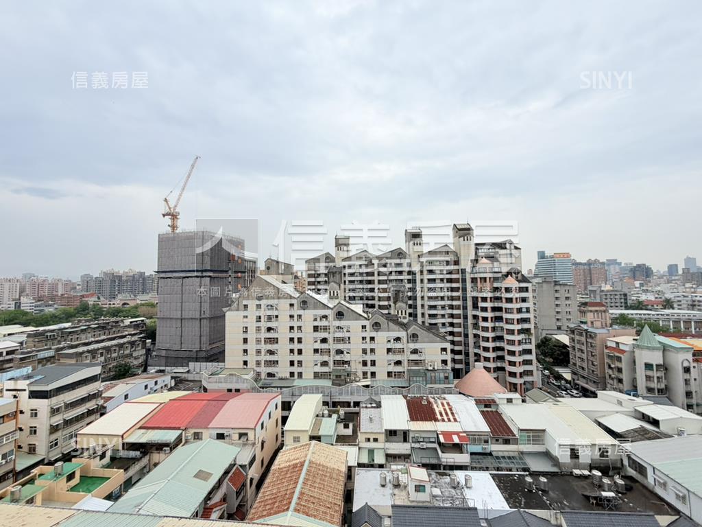 冠鈞營造不老林園高樓三房房屋室內格局與周邊環境