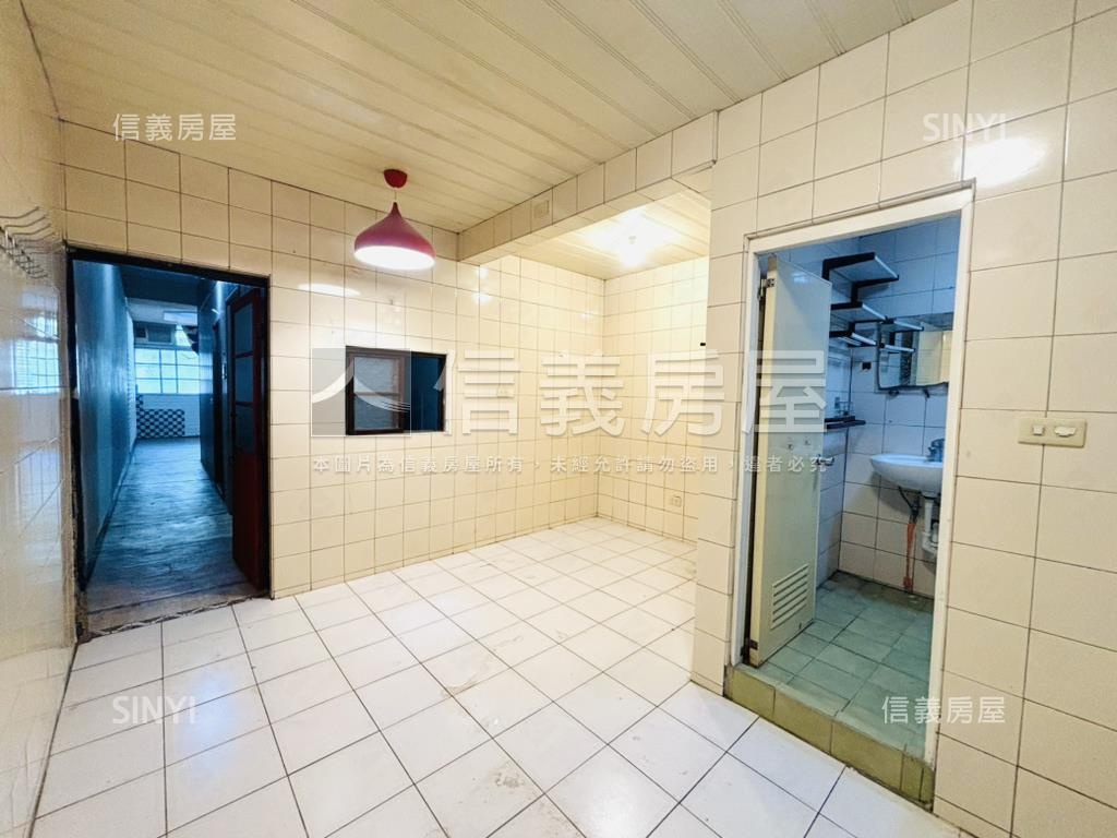 低總新婚小資公寓二樓房屋室內格局與周邊環境