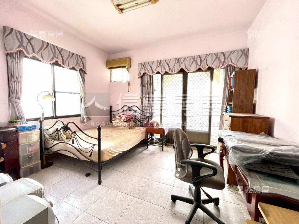 捷運黃線正街邊間車庫美透房屋室內格局與周邊環境