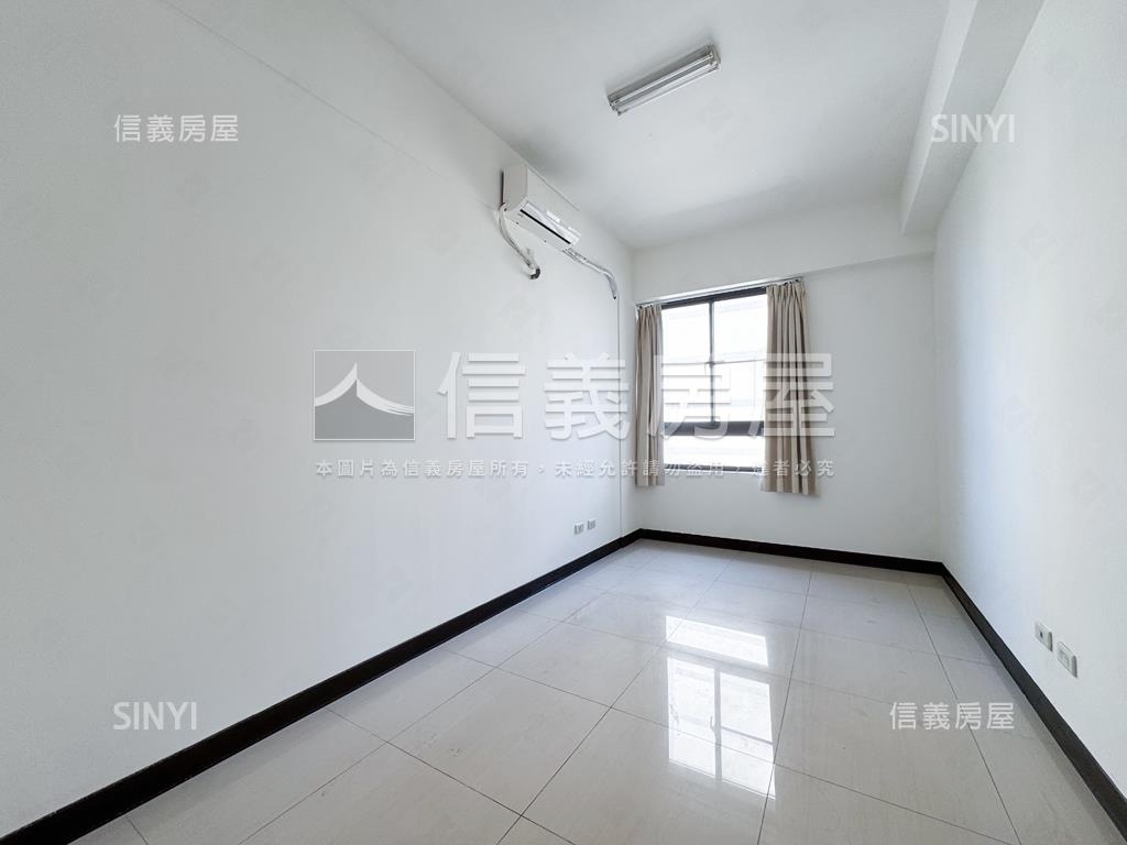 華夏金城大四房房屋室內格局與周邊環境