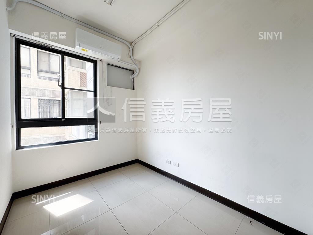 華夏金城大四房房屋室內格局與周邊環境