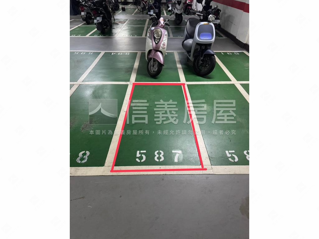 華夏金城大四房房屋室內格局與周邊環境