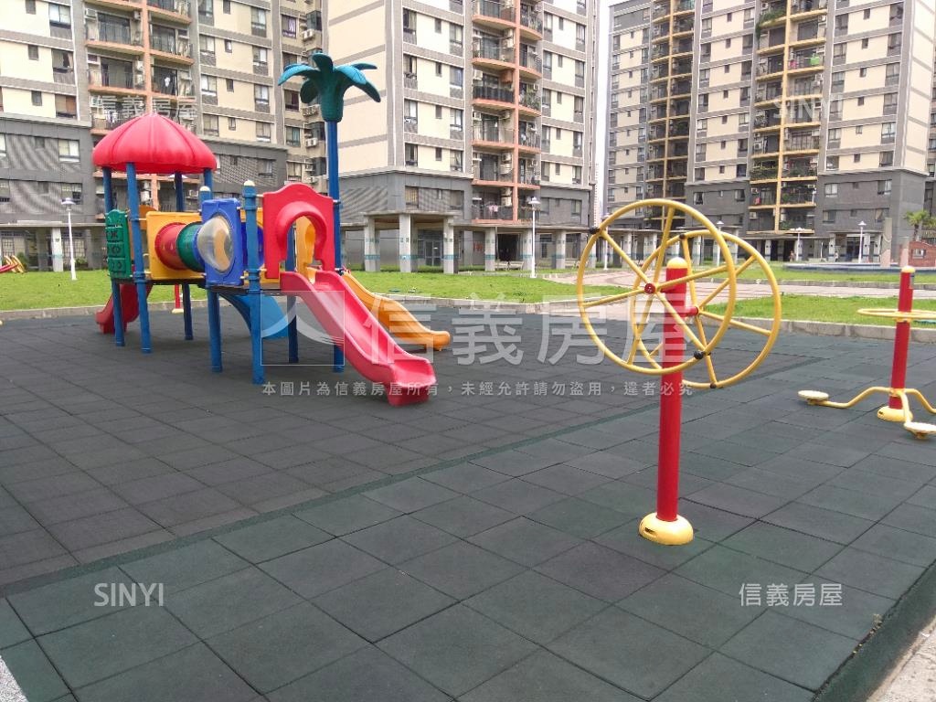 華夏金城大四房房屋室內格局與周邊環境