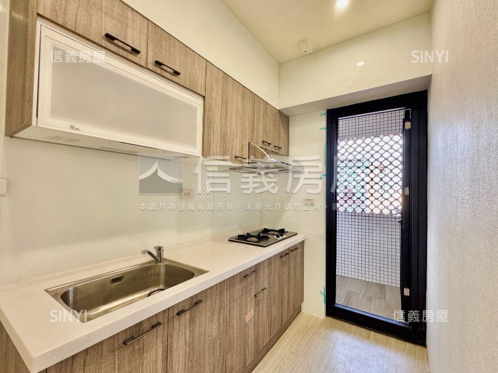 復國商圈雙陽台整新三房房屋室內格局與周邊環境