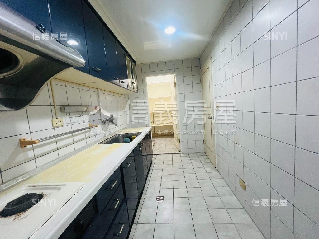 大地庭園４房１室另購車位房屋室內格局與周邊環境