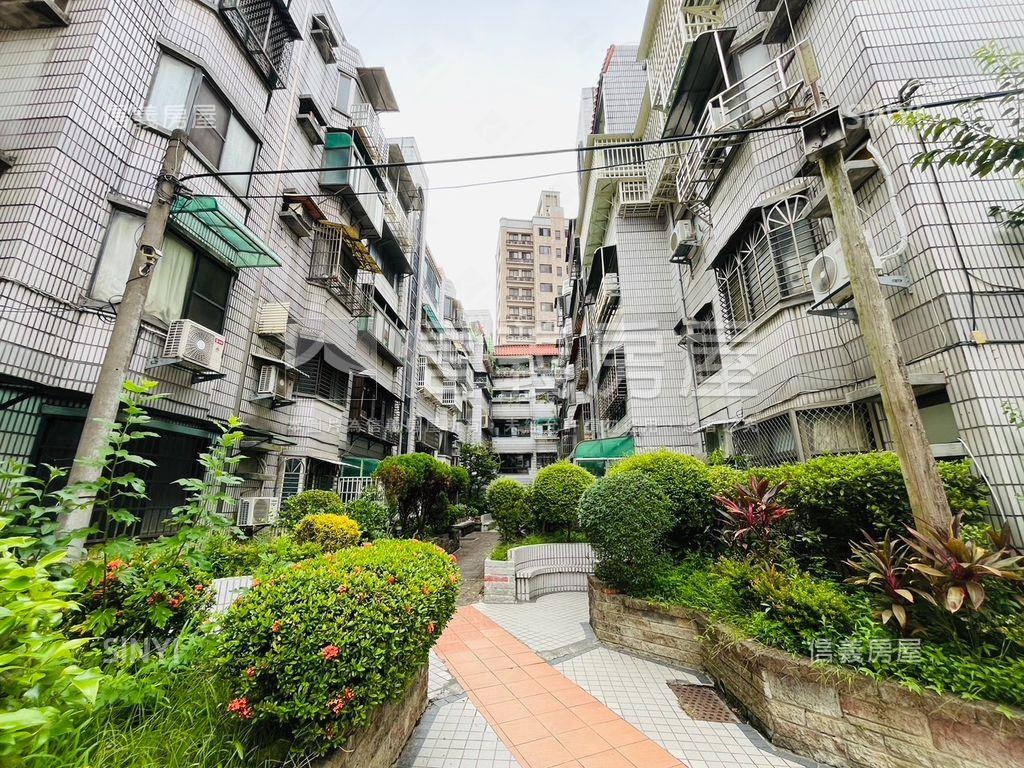 大地庭園４房１室另購車位房屋室內格局與周邊環境