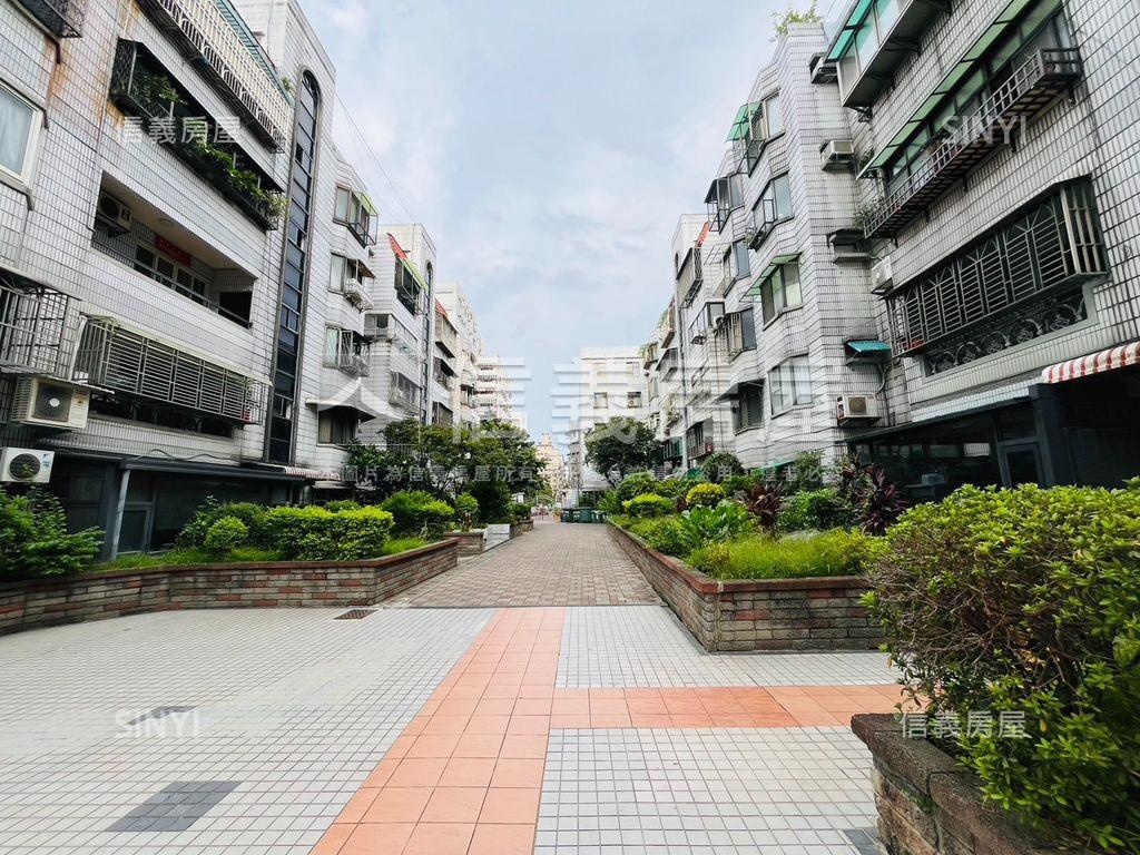 大地庭園４房１室另購車位房屋室內格局與周邊環境