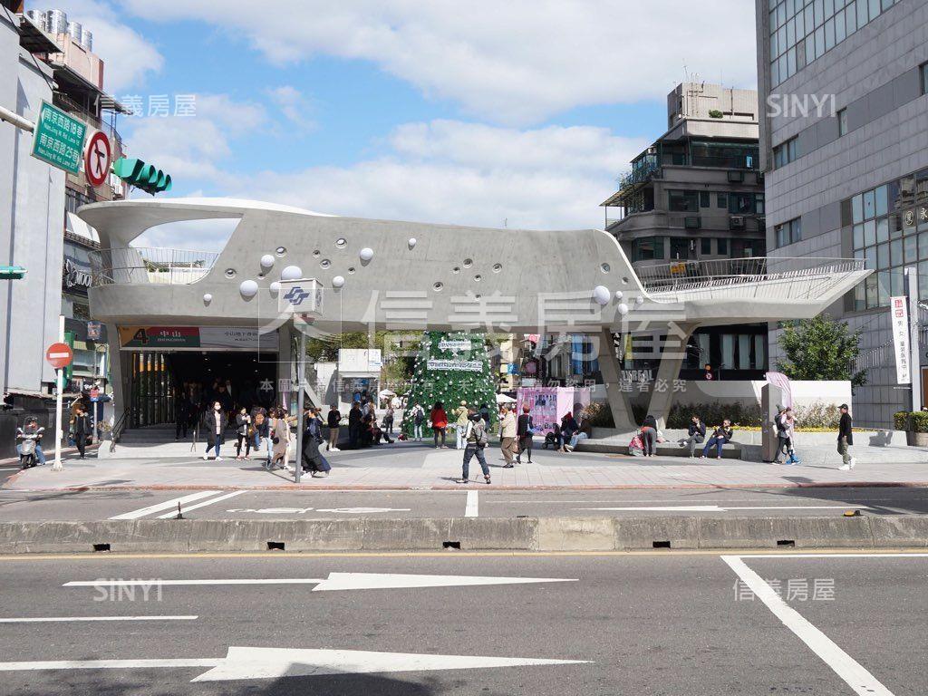 專任中山站商三店面１樓房屋室內格局與周邊環境