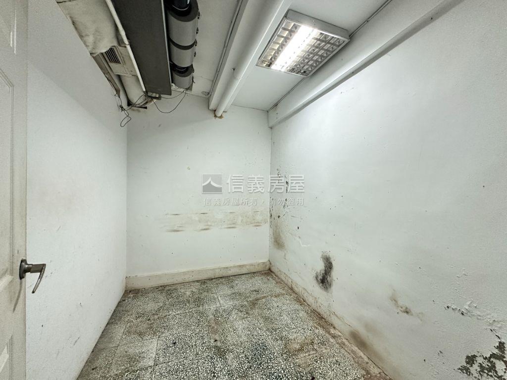 松江路黃金寬店面房屋室內格局與周邊環境