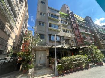 松江路黃金寬店面
