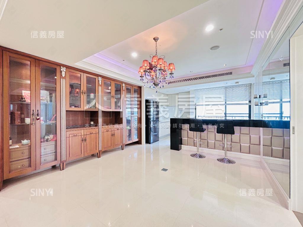 葛里法Ｗ高樓景觀豪宅房屋室內格局與周邊環境