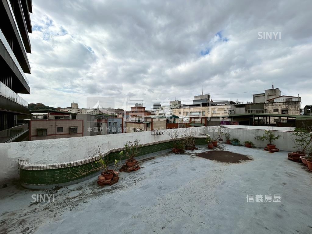 天母芝玉美寓頂加房屋室內格局與周邊環境