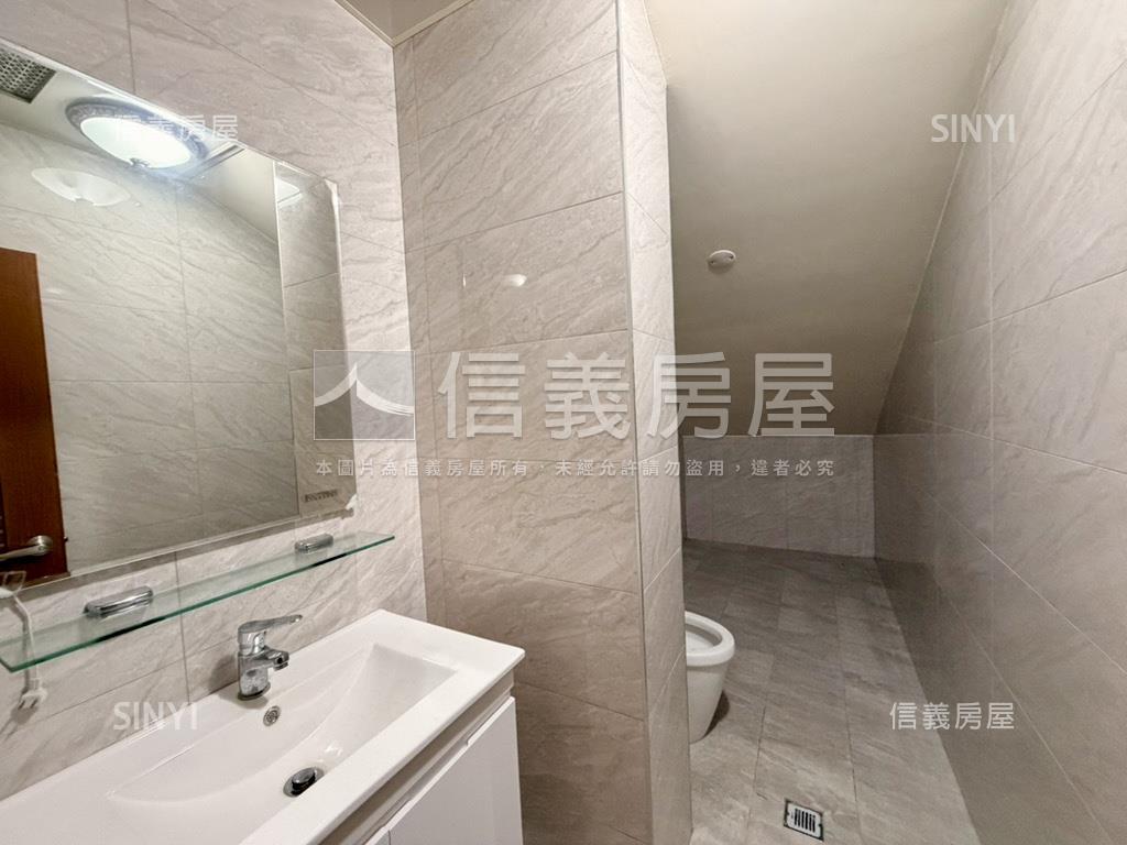 采舍大地坪邊間電梯別墅房屋室內格局與周邊環境