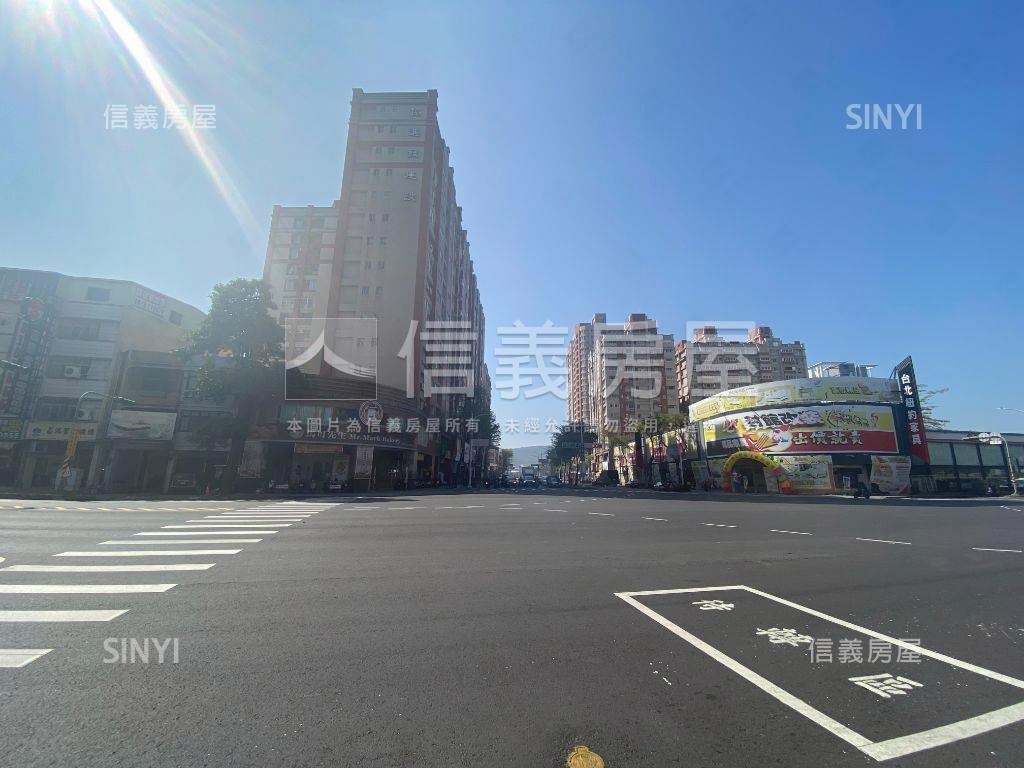 民族一路傳家透天店面房屋室內格局與周邊環境