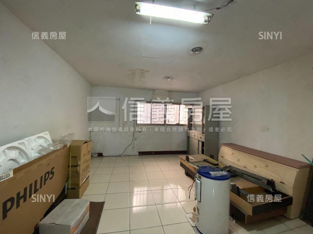 民族一路傳家透天店面房屋室內格局與周邊環境