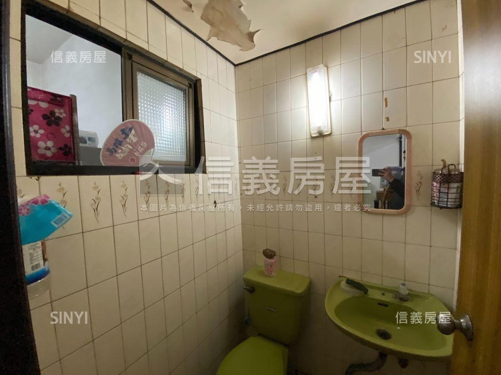 民族一路傳家透天店面房屋室內格局與周邊環境
