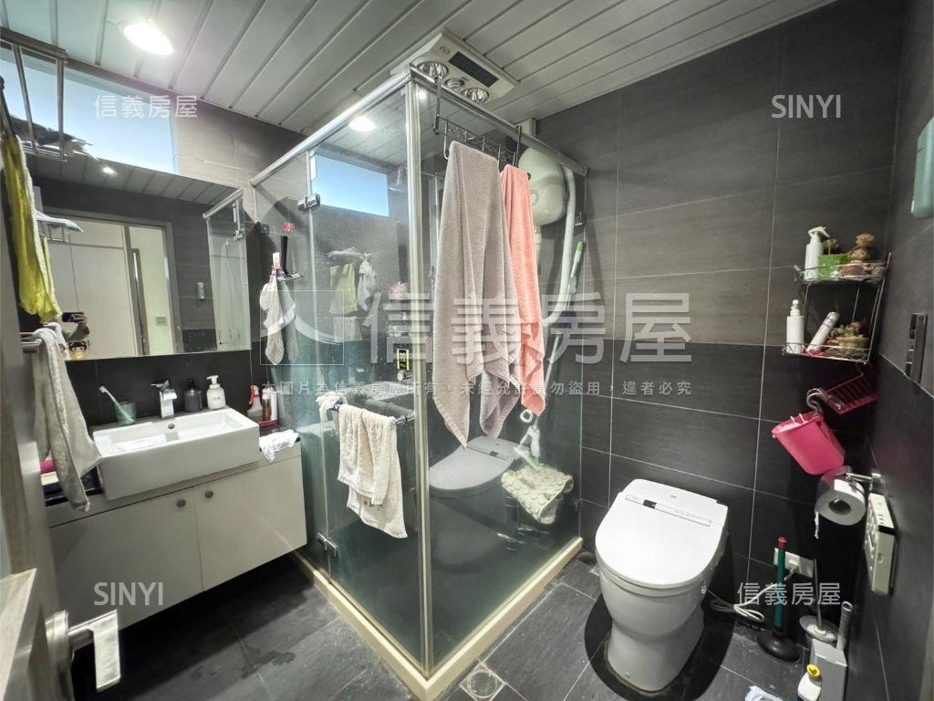 總裁大戶四房車位房屋室內格局與周邊環境