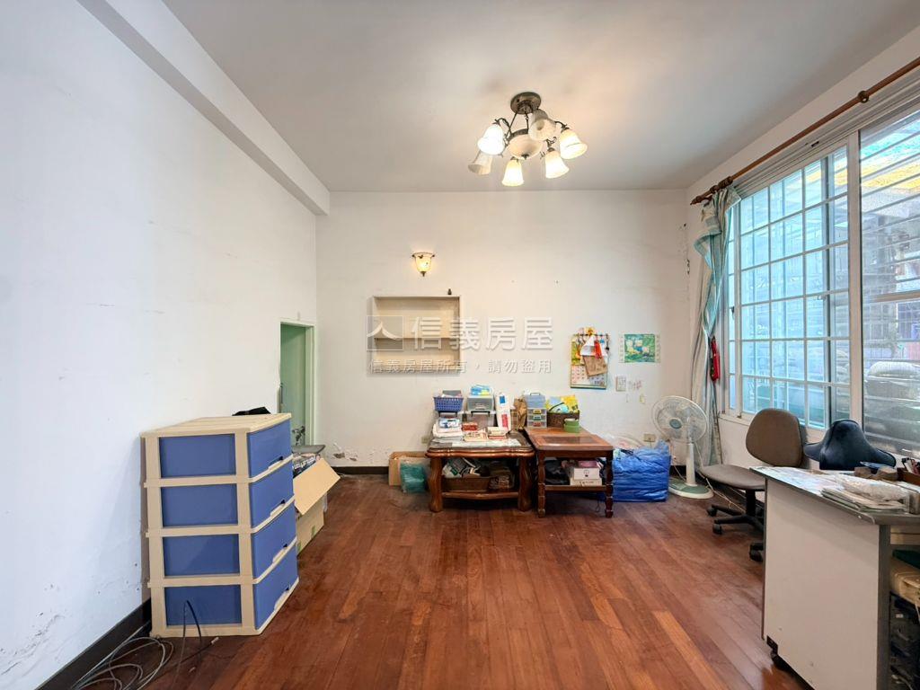 崇學書香寬宅房屋室內格局與周邊環境