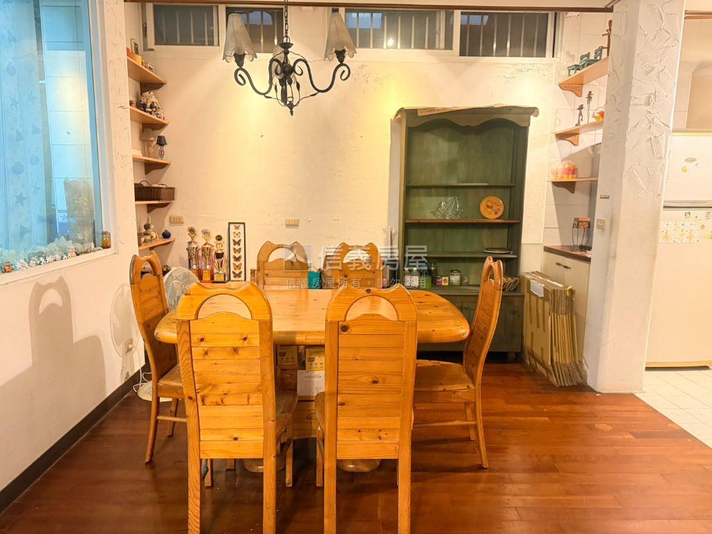 崇學書香寬宅房屋室內格局與周邊環境
