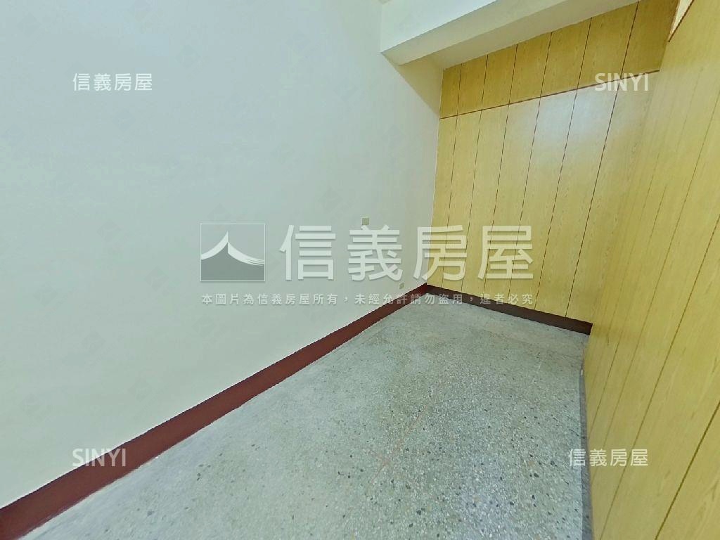 急售！便宜活路朝南透店房屋室內格局與周邊環境