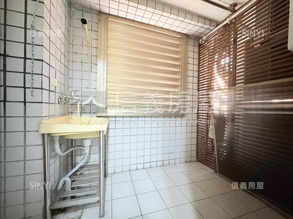 凱旋門樹海美景六樓房屋室內格局與周邊環境