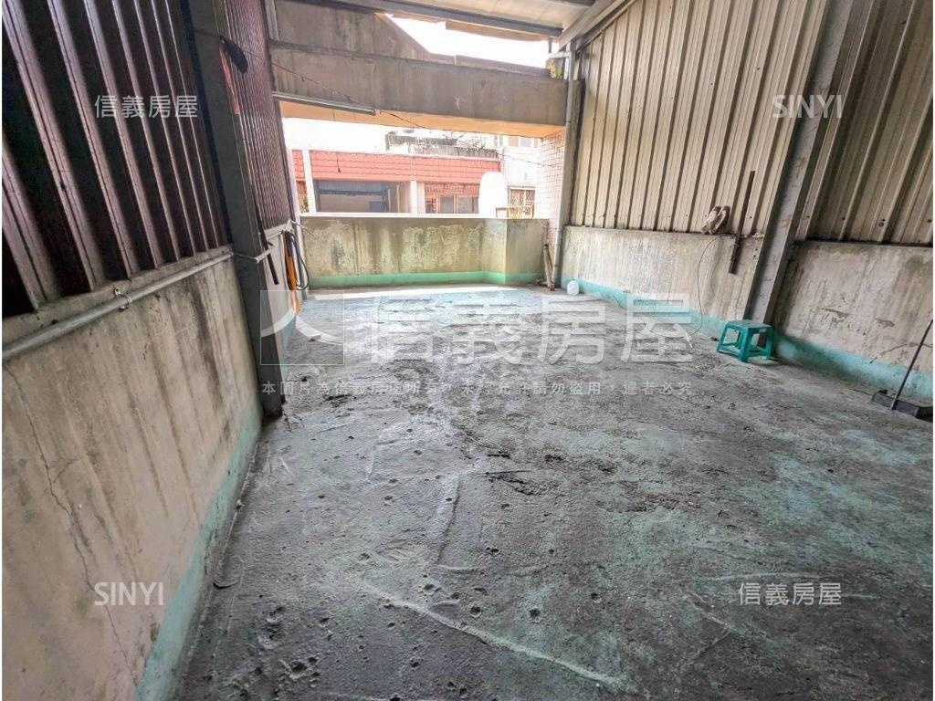 近立新國小臨路透天房屋室內格局與周邊環境