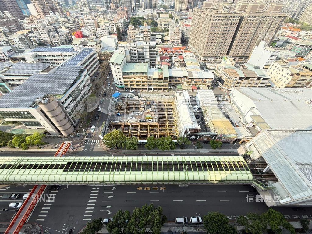 文心崇德捷運三房車位房屋室內格局與周邊環境