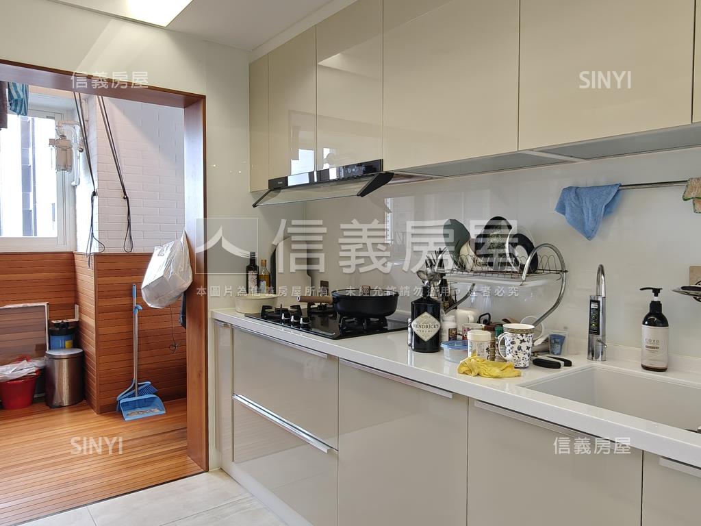 健安美景美妝高樓房屋室內格局與周邊環境