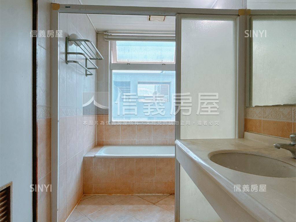鼎宇陽光採光通風四房房屋室內格局與周邊環境