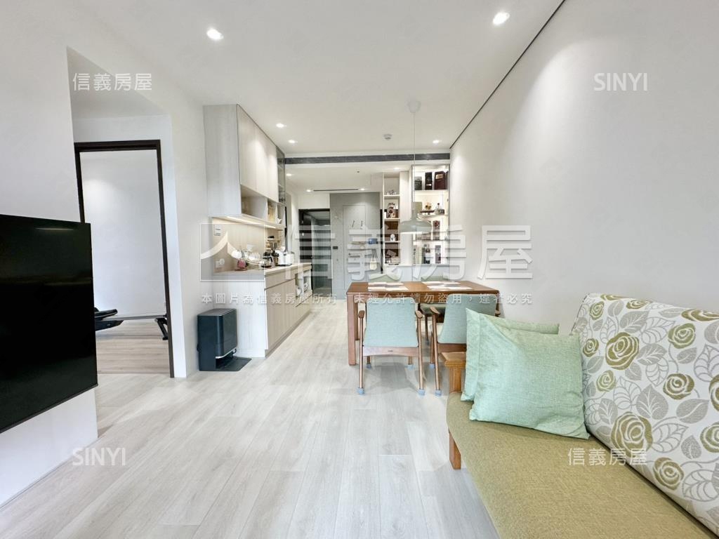 專任帝景５號高樓裝潢美屋房屋室內格局與周邊環境