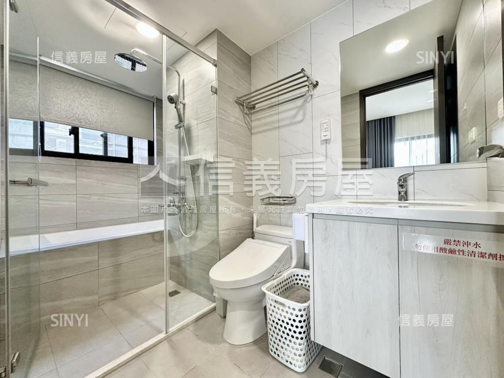 專任帝景５號高樓裝潢美屋房屋室內格局與周邊環境