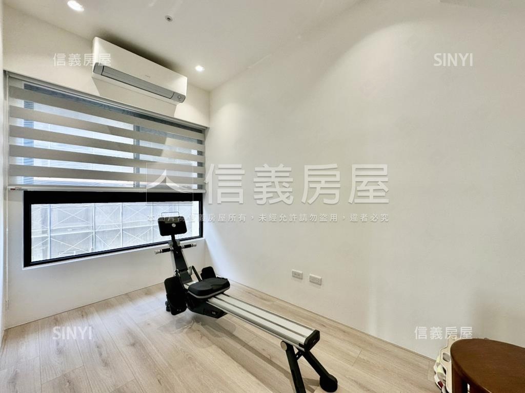 專任帝景５號高樓裝潢美屋房屋室內格局與周邊環境