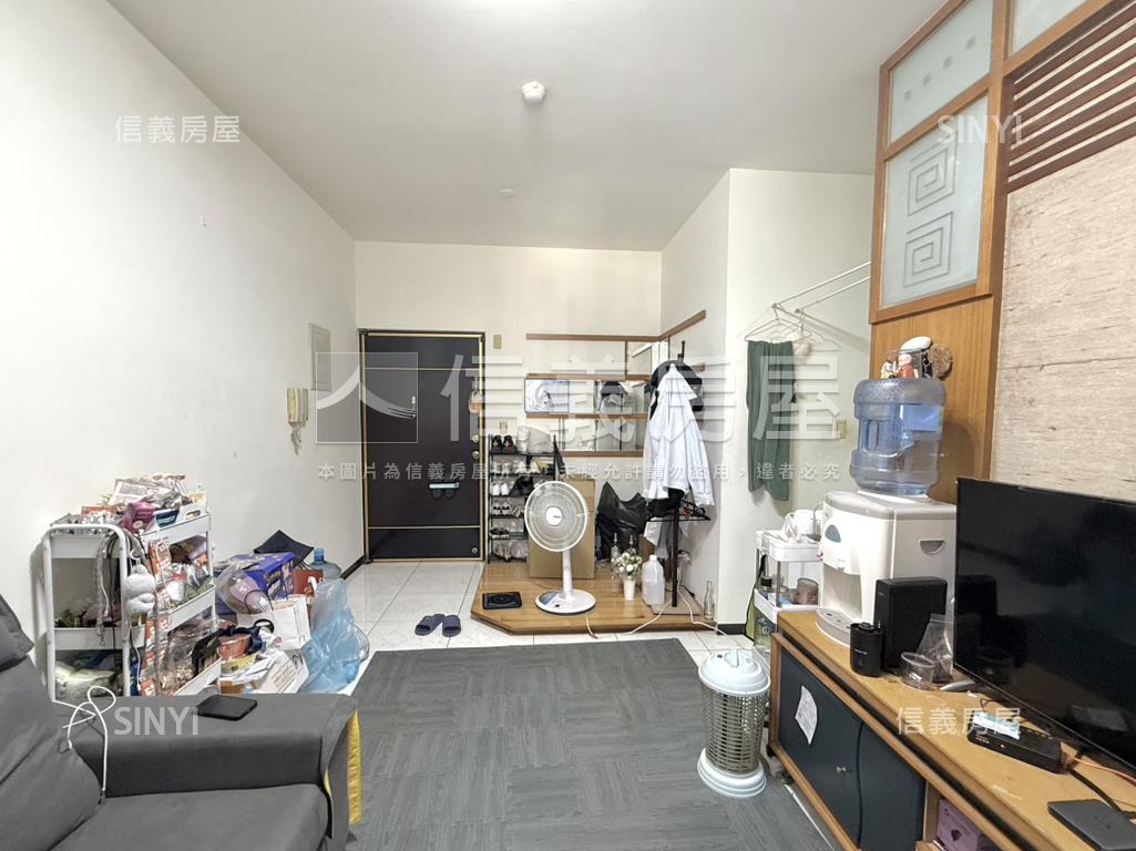 巨蛋旁小資入手兩房車位房屋室內格局與周邊環境