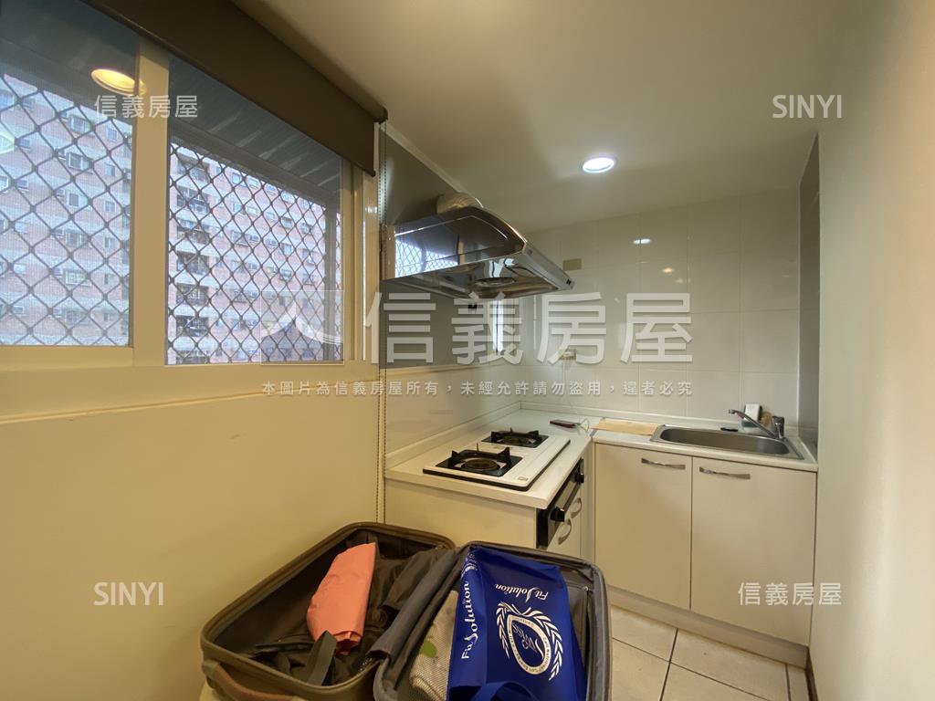 近興安路高樓２房房屋室內格局與周邊環境