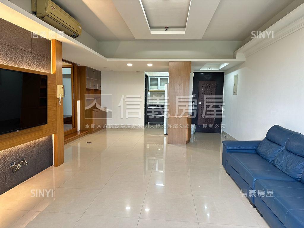 陽光首排綠景三房車位房屋室內格局與周邊環境