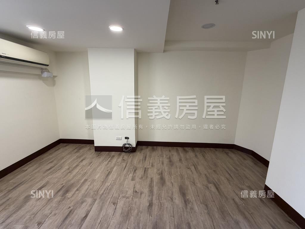 近精誠高中美２房房屋室內格局與周邊環境