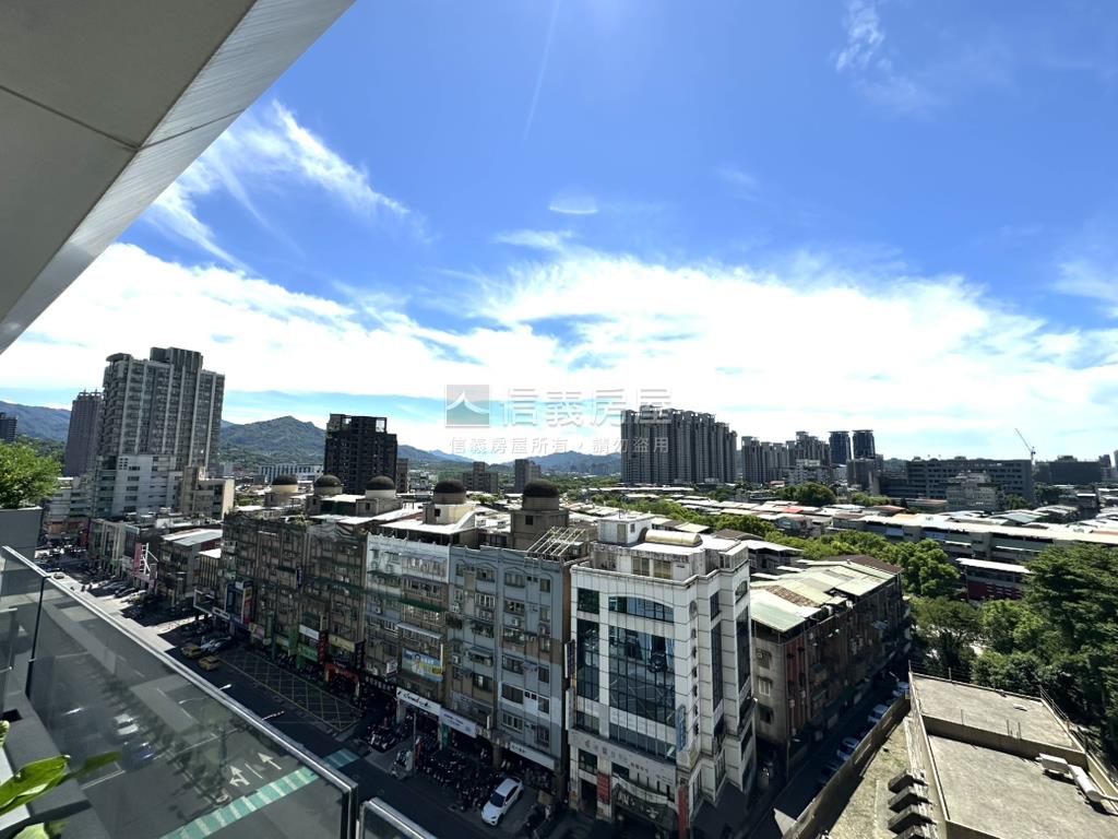 五峰鑫洋百景精致裝潢房屋室內格局與周邊環境